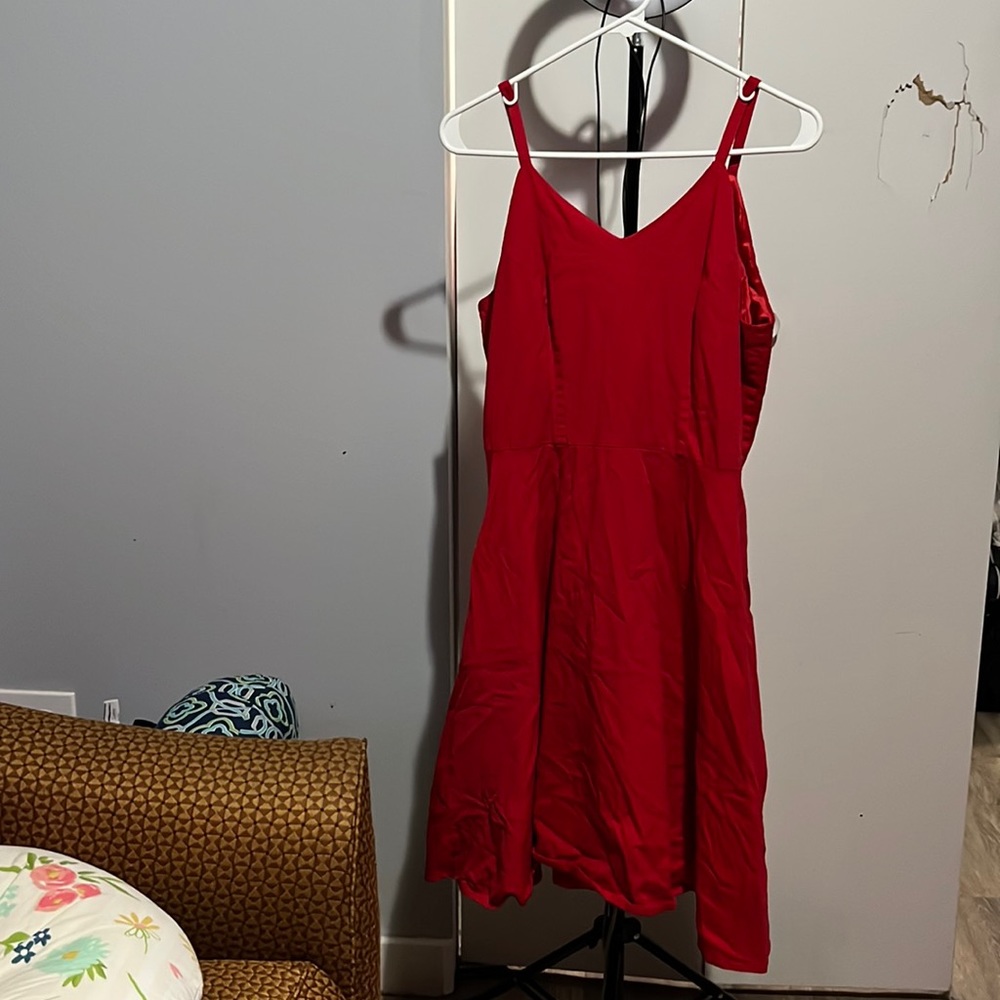 Little red dress with pockets